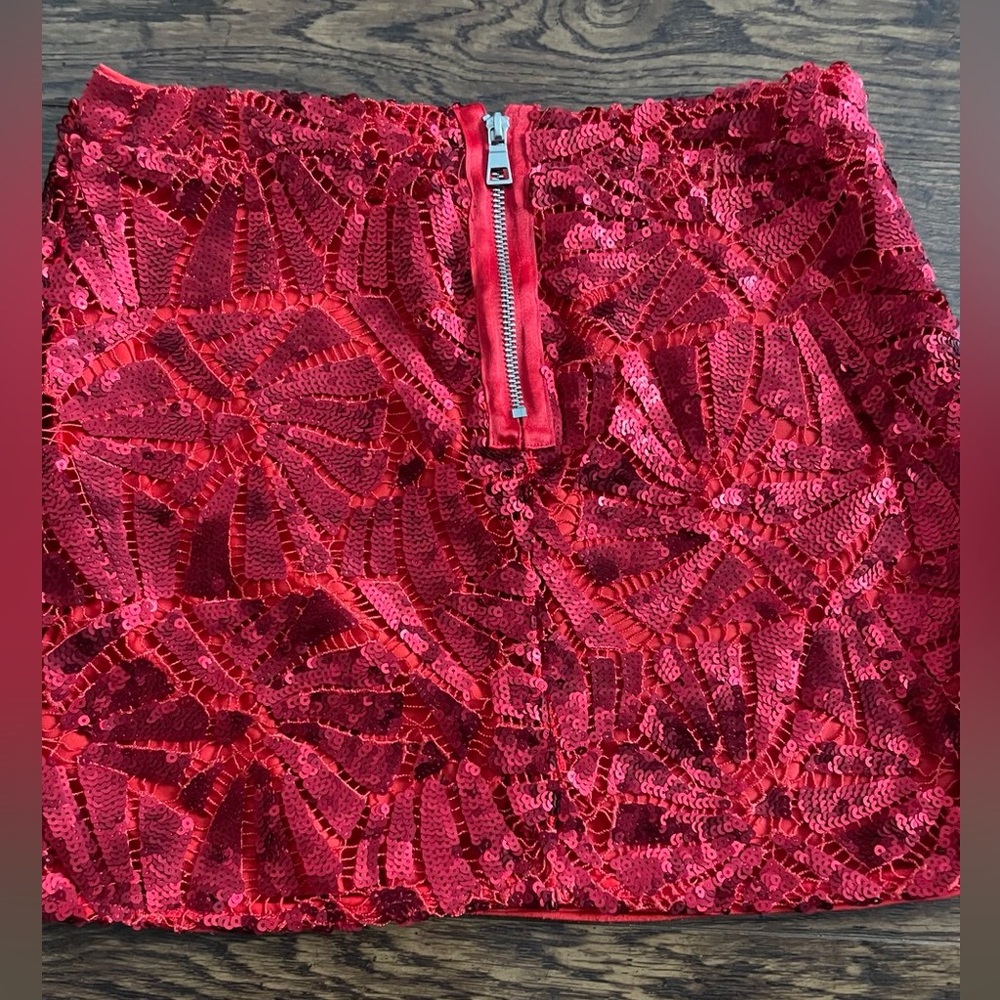 H&M Red Mini Sequin Skirt - Picture 3 of 10
